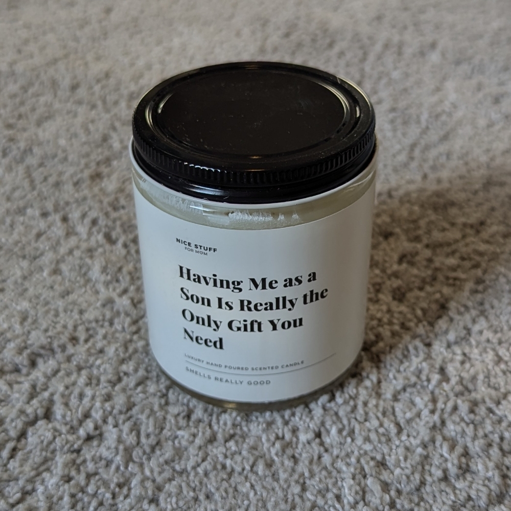 Candle- vanilla scent- Nice stuff for mom